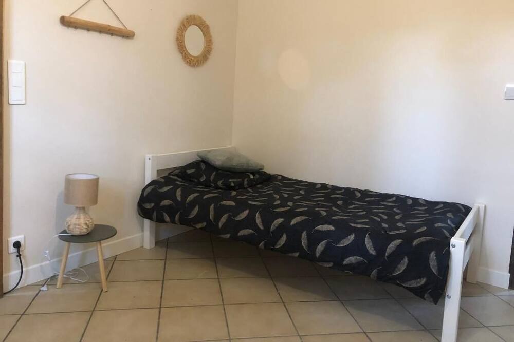 Photo of Bedroom in Pernois