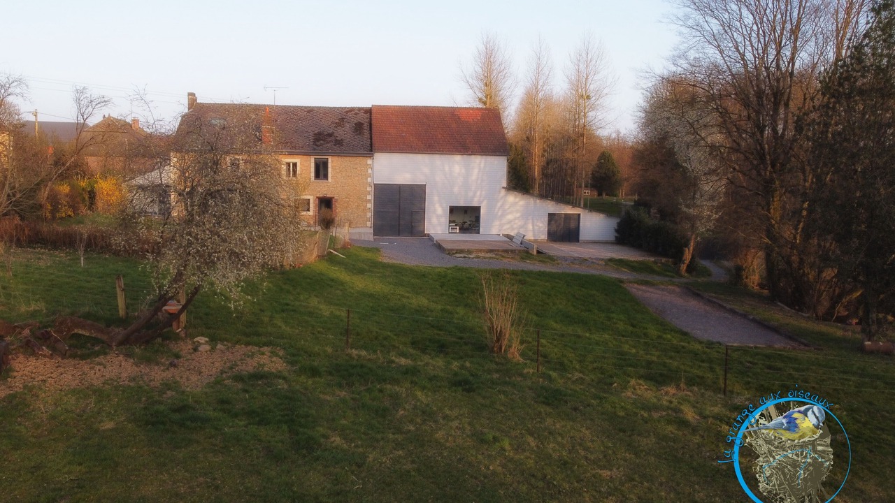 Photo of Outdoor in Neuville-lez-Beaulieu
