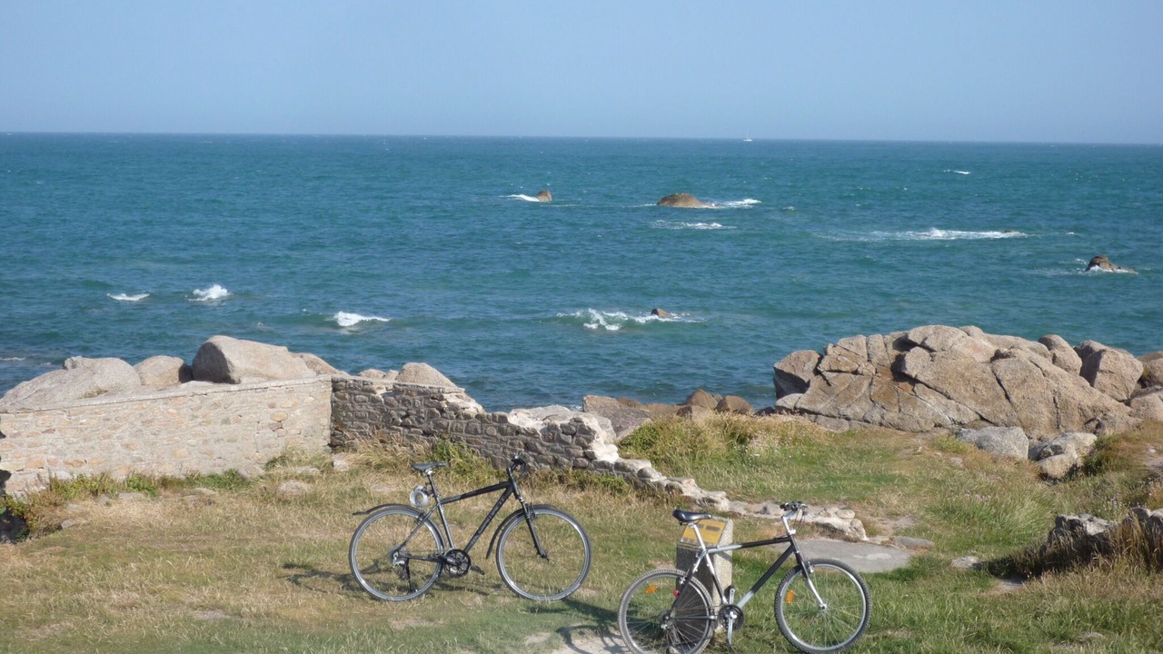 Photo of Outdoor in Saint-Martin de Brehal