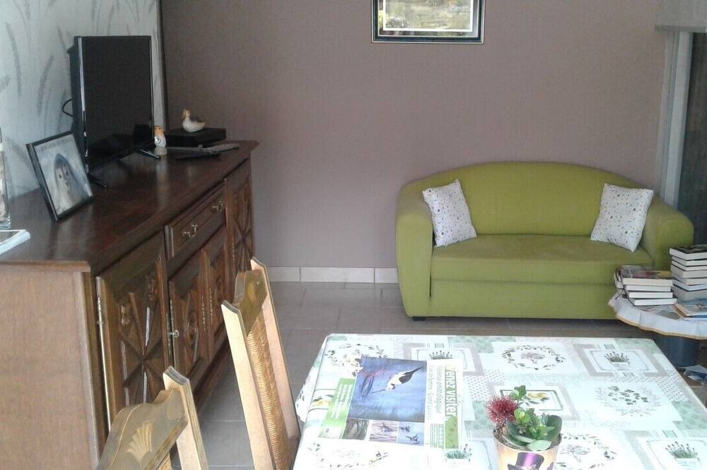Photo of Livingroom in Tours-en-Vimeu
