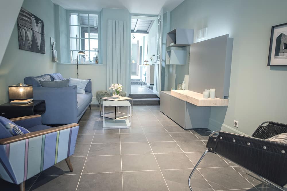 Photo of Livingroom in Montreuil-sur-Mer