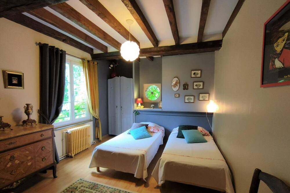 Photo of Bedroom in Varneville-Bretteville