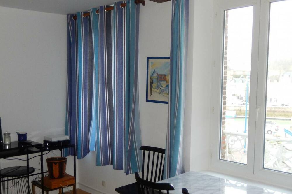 Photo of Livingroom in Saint-Valery-en-Caux