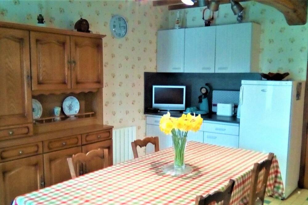 Photo of Kitchen in Daubeuf-Serville
