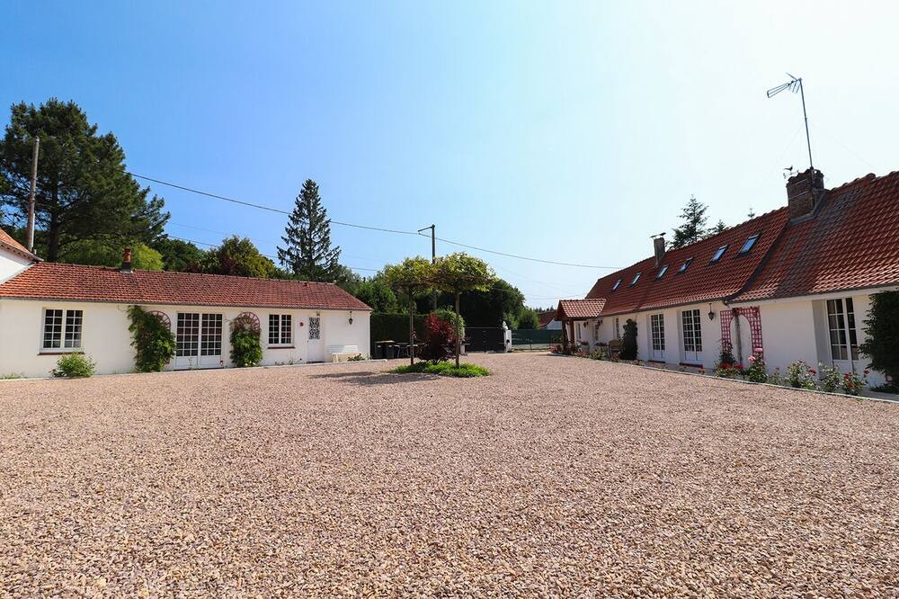 Photo of Outdoor in Le Moulinel