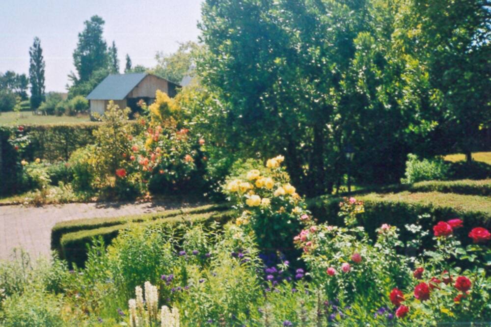 Photo of Outdoor in Preaux