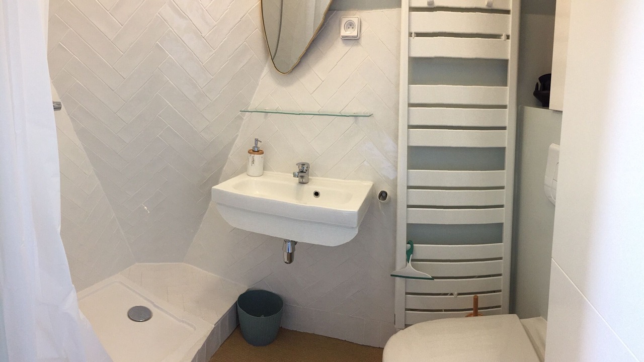 Photo of Bathroom in Seine-Port