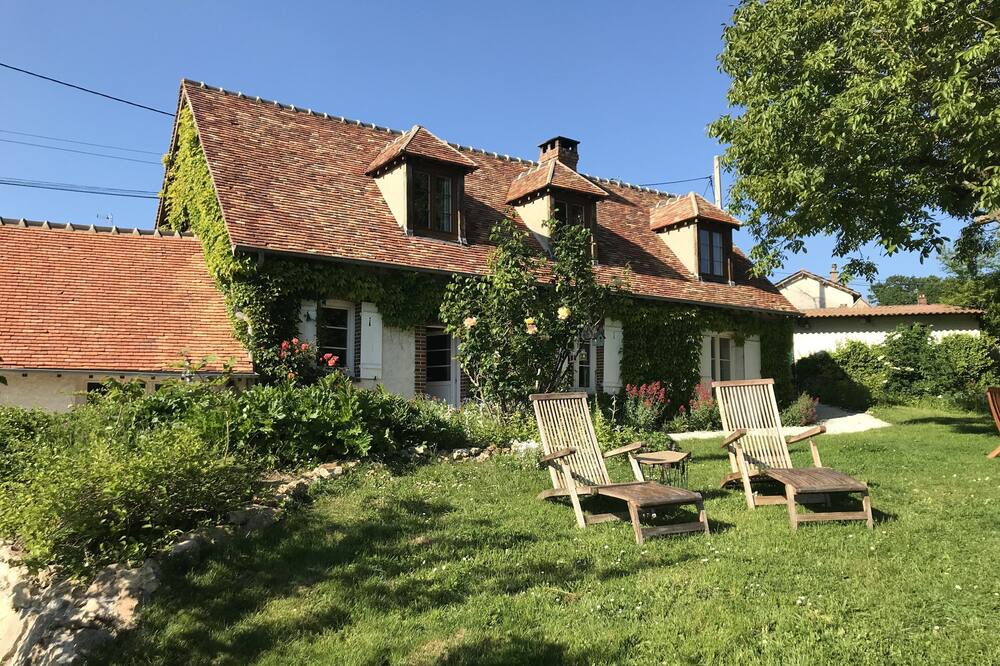 Photo of Others in Saint-Martin-de-Nigelles
