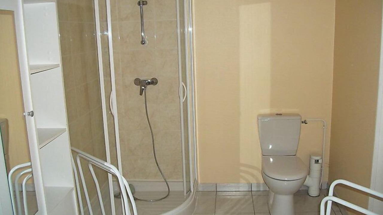 Photo of Bathroom in Beaune