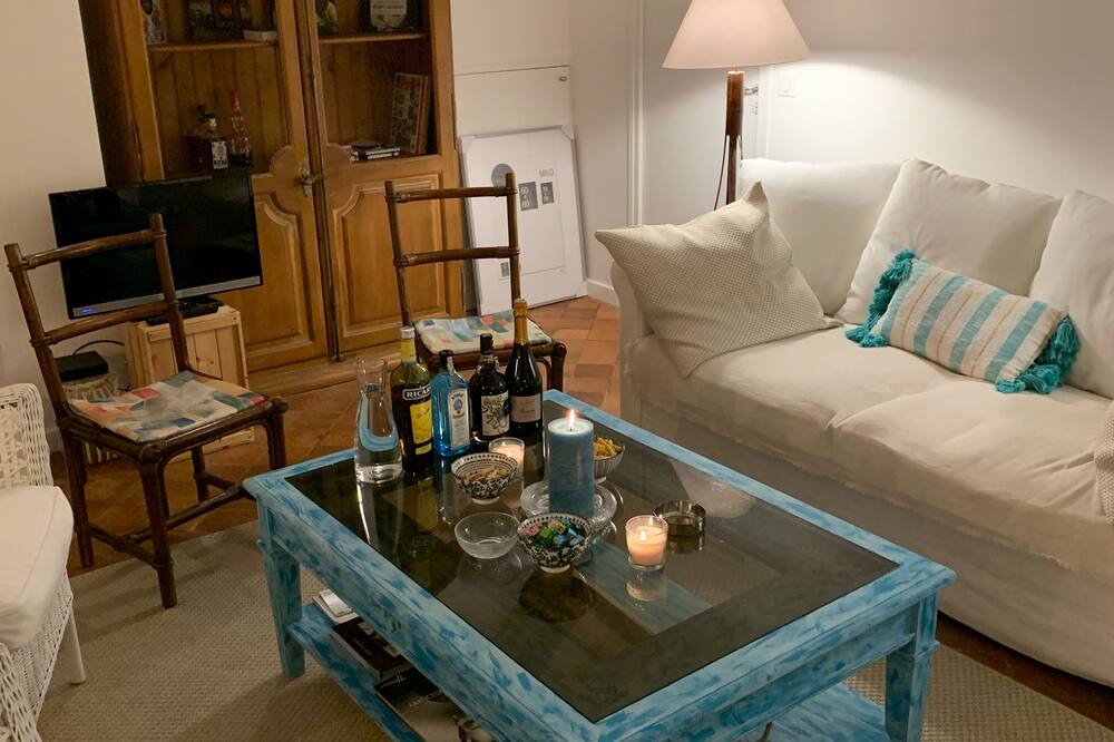 Photo of Livingroom in Lainville-en-Vexin