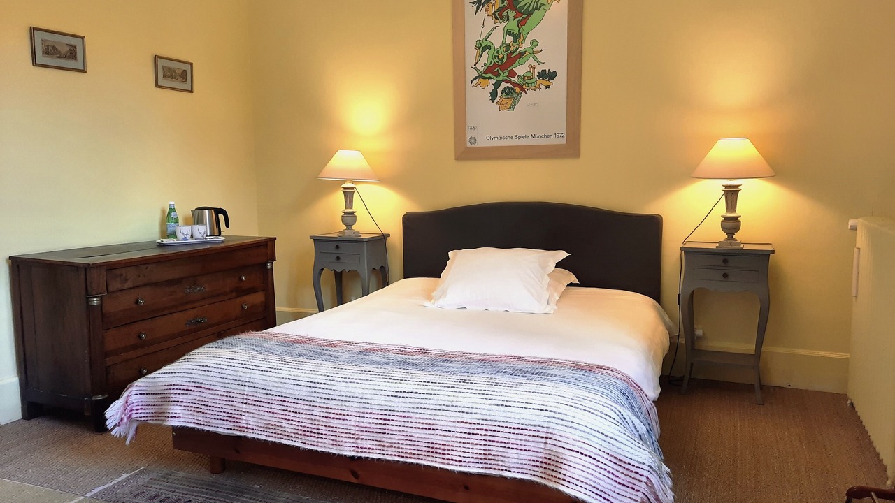 Photo of Bedroom in Verneuil-sur-Avre