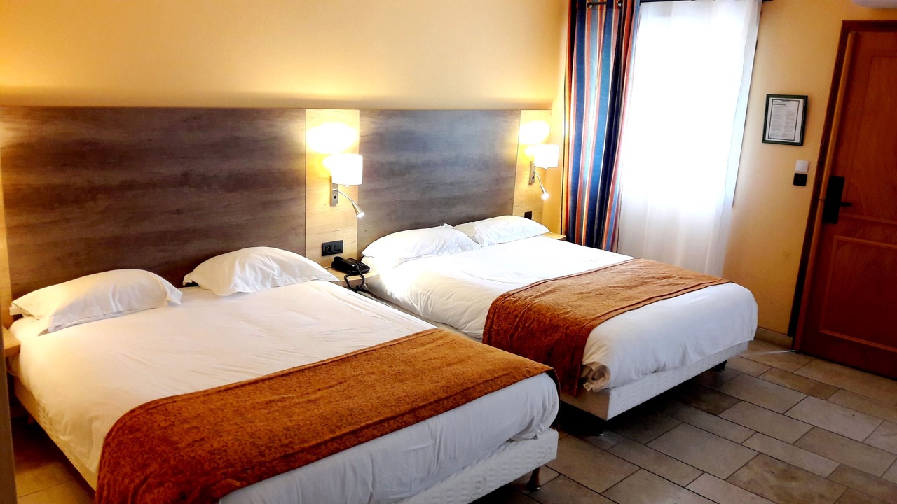 Photo of Bedroom in Creney-pres-Troyes