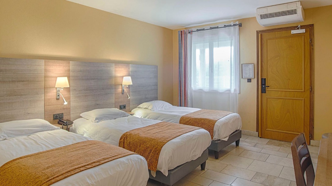 Photo of Bedroom in Creney-pres-Troyes