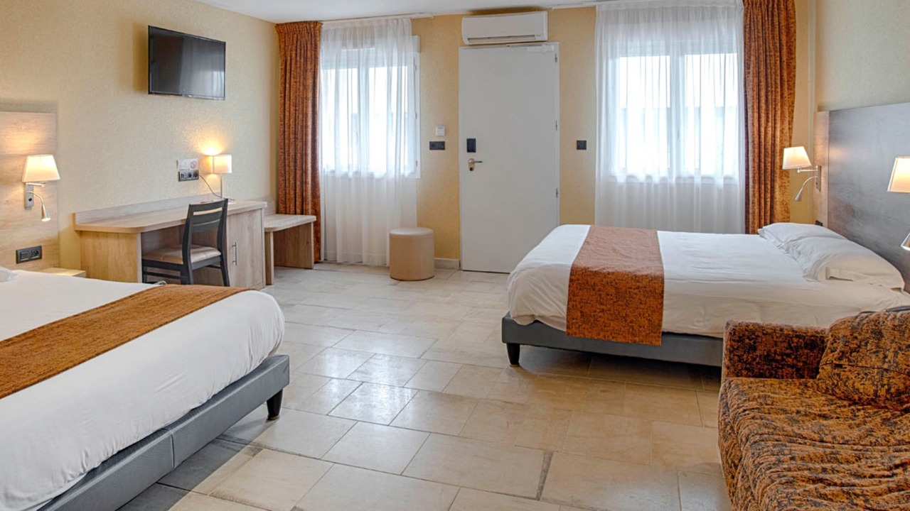 Photo of Bedroom in Creney-pres-Troyes