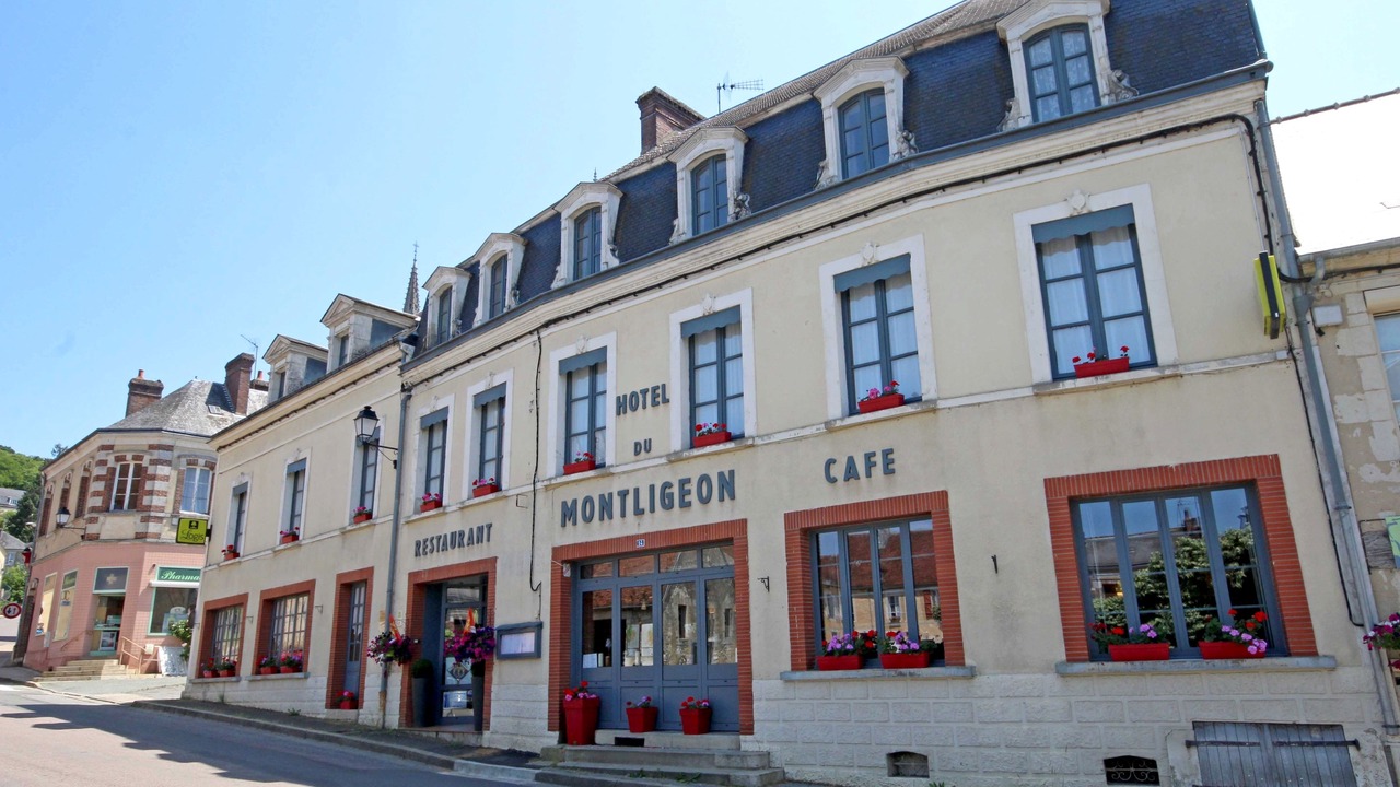 Photo of Outdoor in La Chapelle-Montligeon
