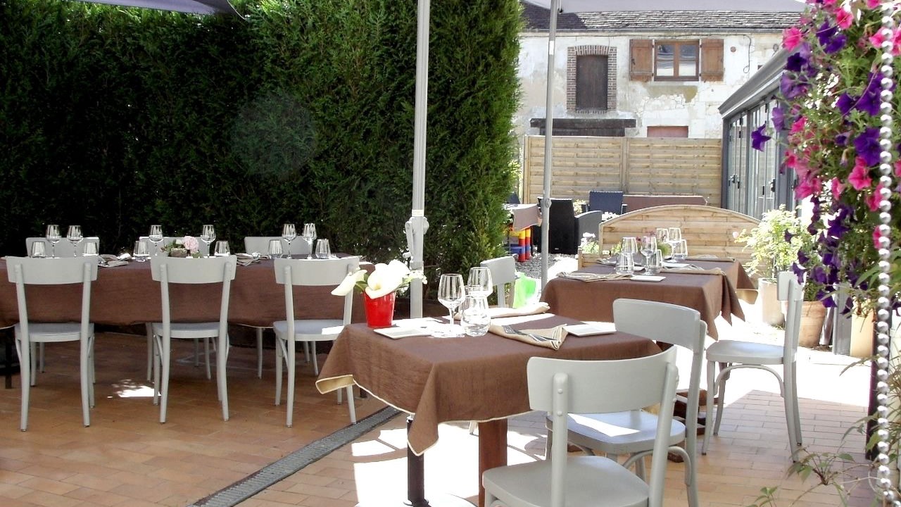 Photo of Patio Balcony in La Chapelle-Montligeon