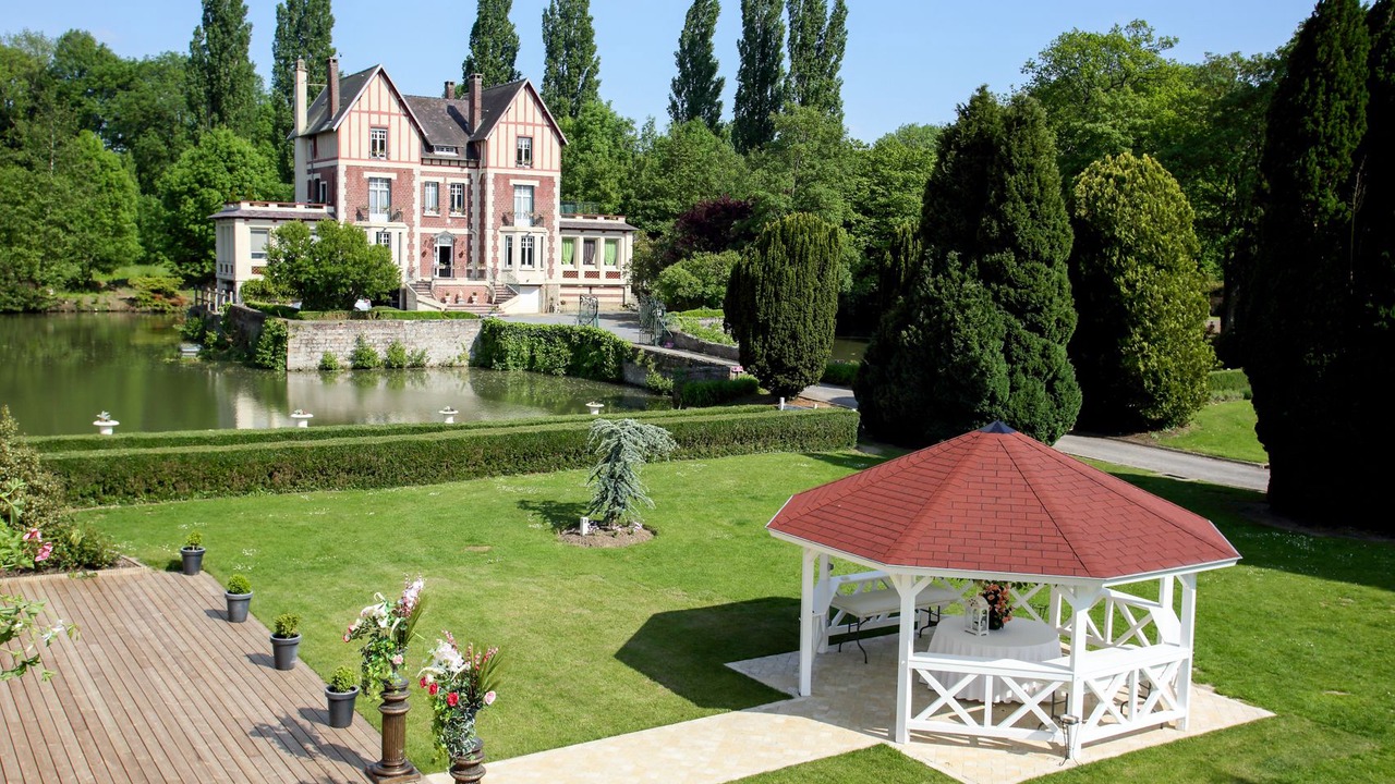 Photo of Outdoor in Quesmy
