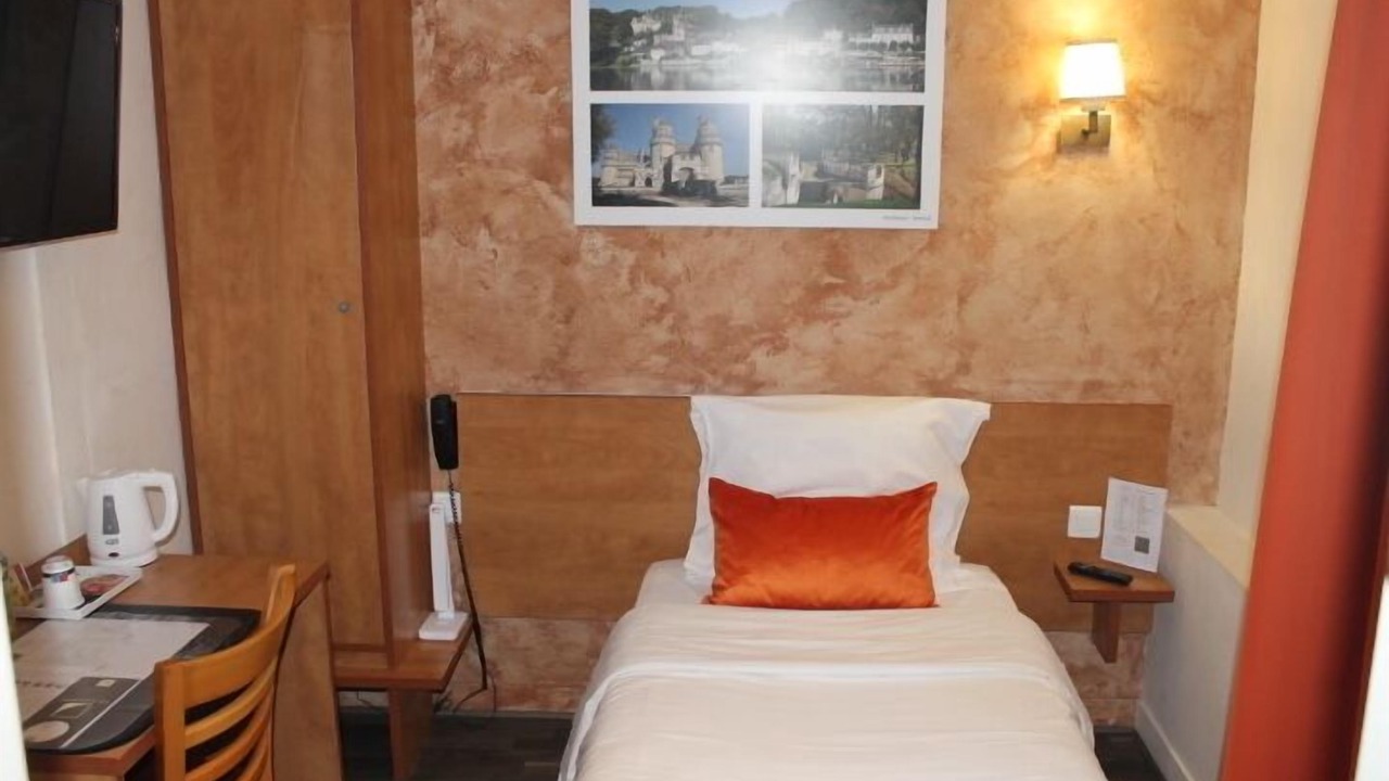 Photo of Bedroom in Pierrefonds