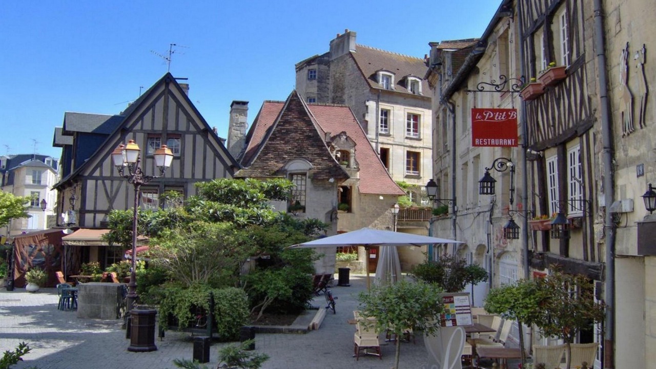 Photo of Buildings in Quartier du chateau