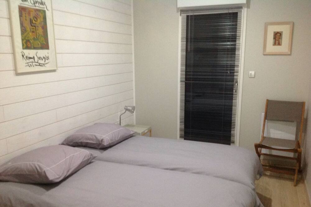 Photo of Bedroom in Saint-Gatien-des-Bois
