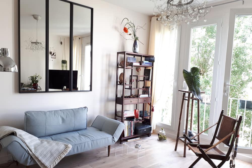 Photo of Livingroom in Montrouge