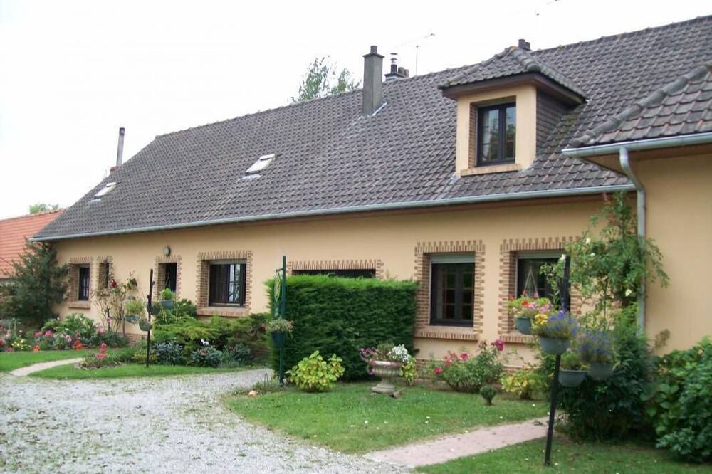 Photo of Outdoor in Rety