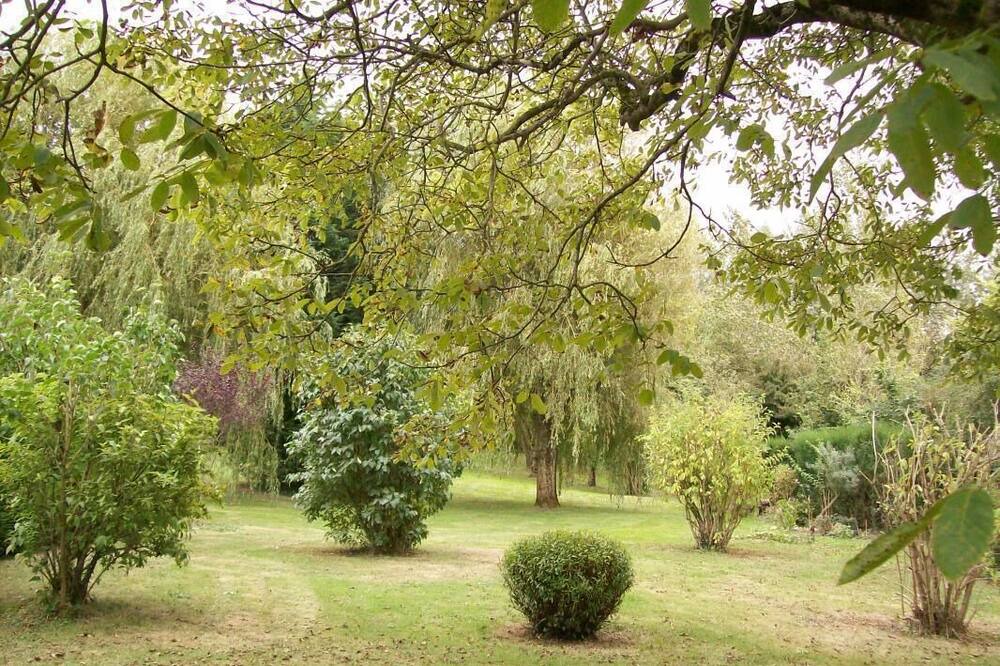Photo of Outdoor in Rety