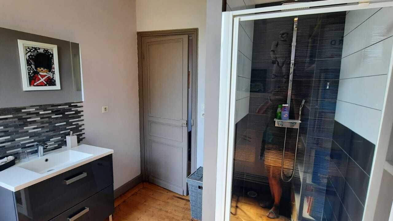 Photo of Bathroom in Tourcoing