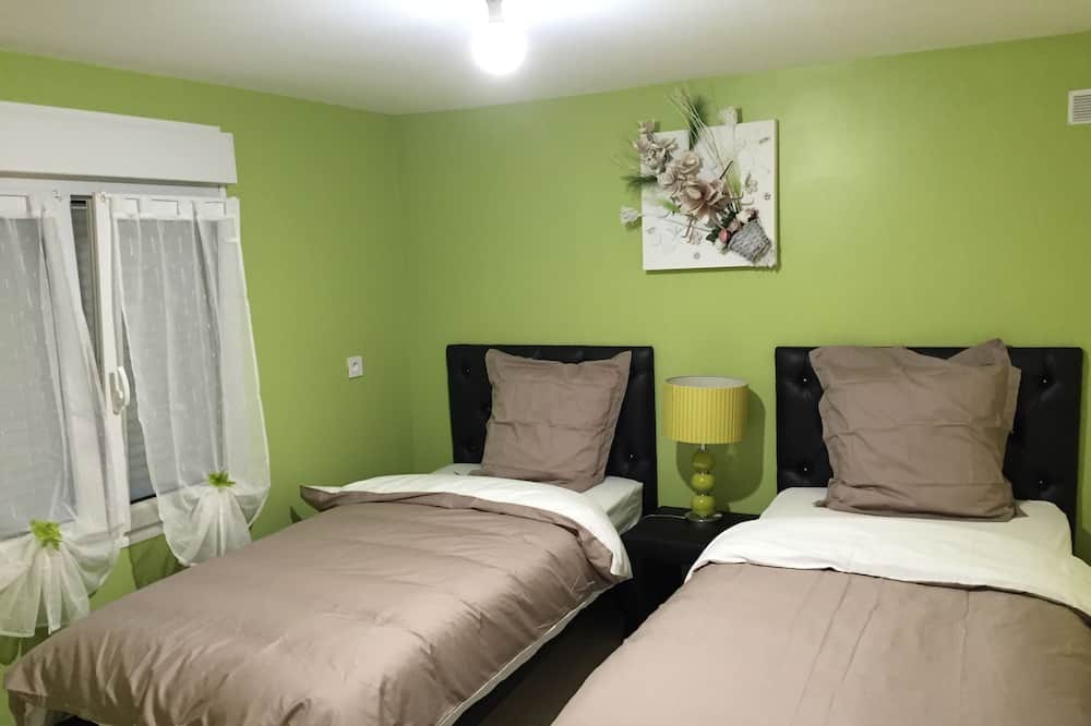 Photo of Bedroom in Lillers