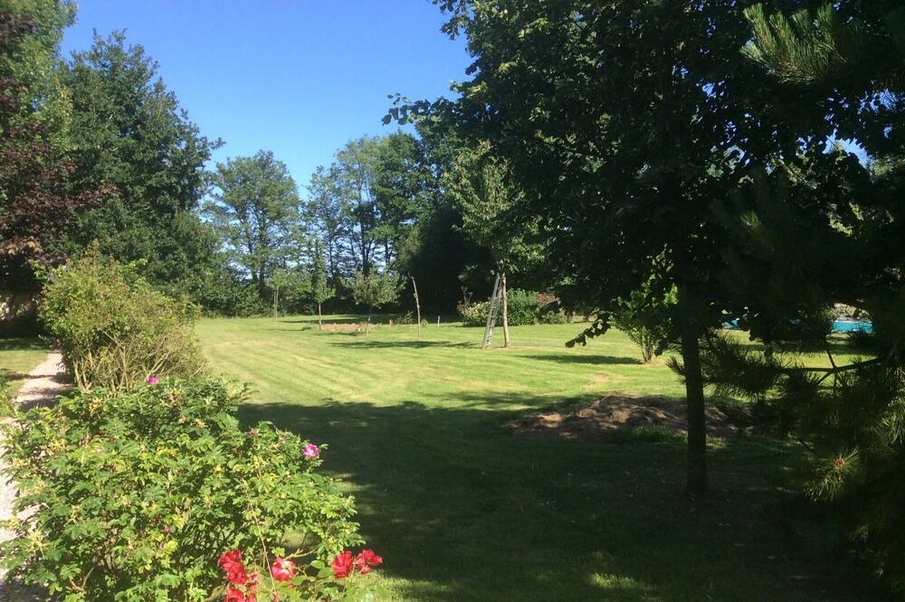 Photo of Outdoor in Saint-Pierre-des-Ifs