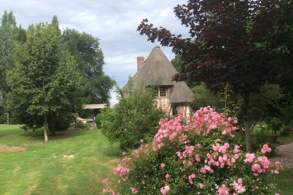 Photo of Outdoor in Saint-Pierre-des-Ifs