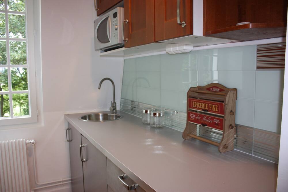 Photo of Kitchen in Avesnes-en-Bray