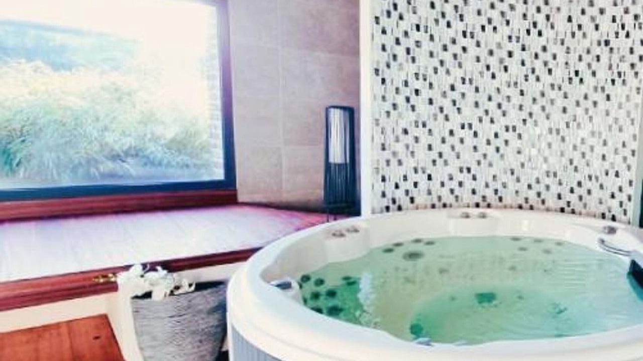 Photo of Bathroom in Neuville-en-Avesnois