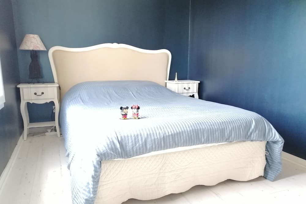 Photo of Bedroom in Chanteloup-en-Brie