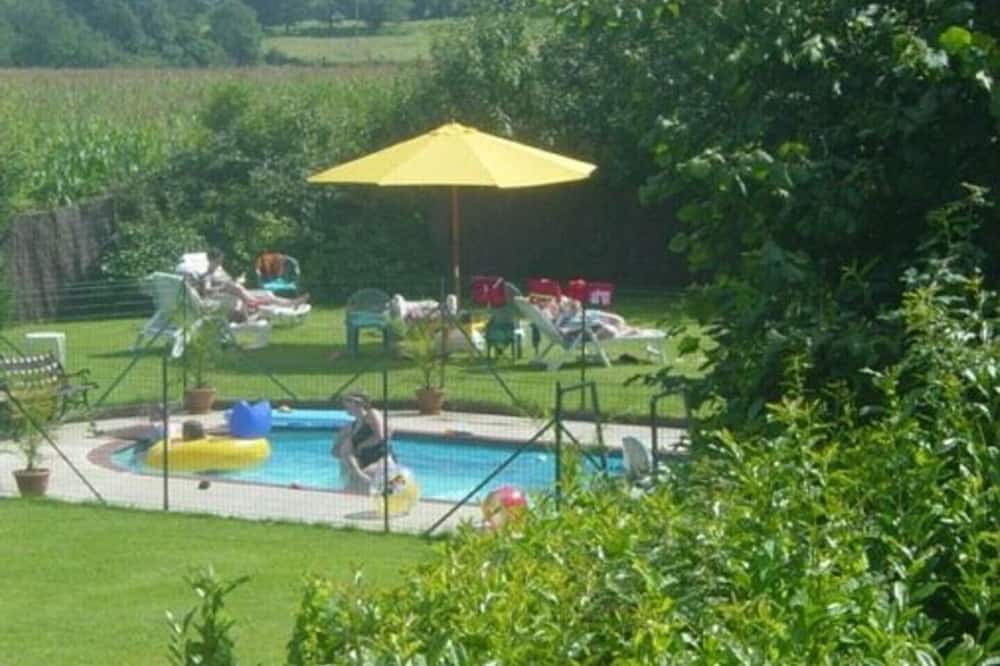 Photo of Outdoor in Madre