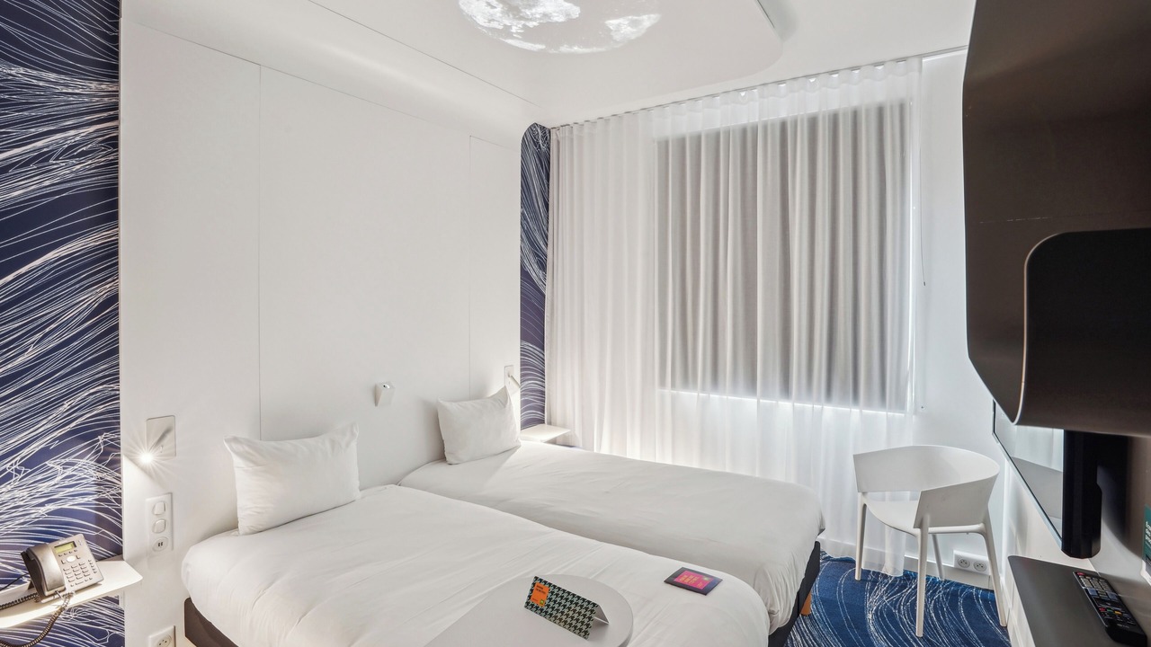 Photo of Bedroom in Paray-Vieille-Poste