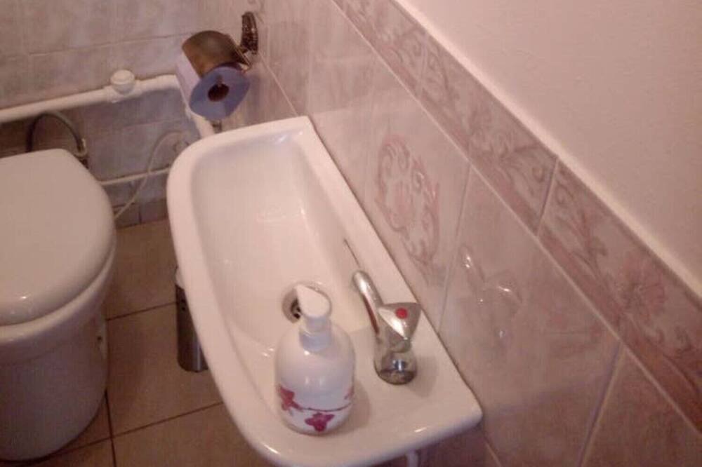 Photo of Bathroom in Oisy-le-Verger