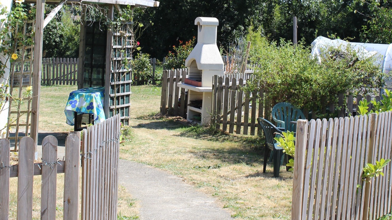 Photo of Outdoor in Noyant-Villages