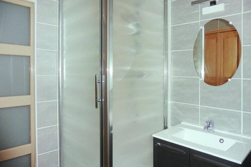 Photo of Bathroom in Senneville-sur-Fecamp