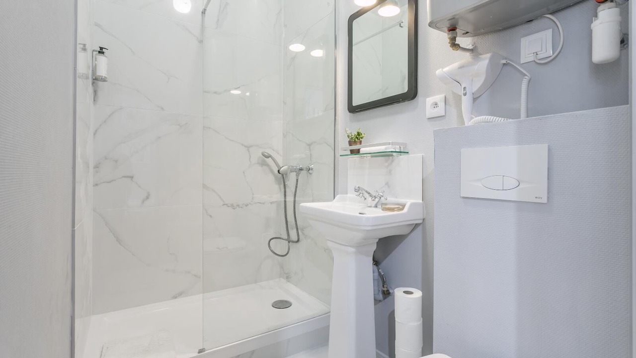 Photo of Bathroom in Quartier du Faubourg-Montmartre