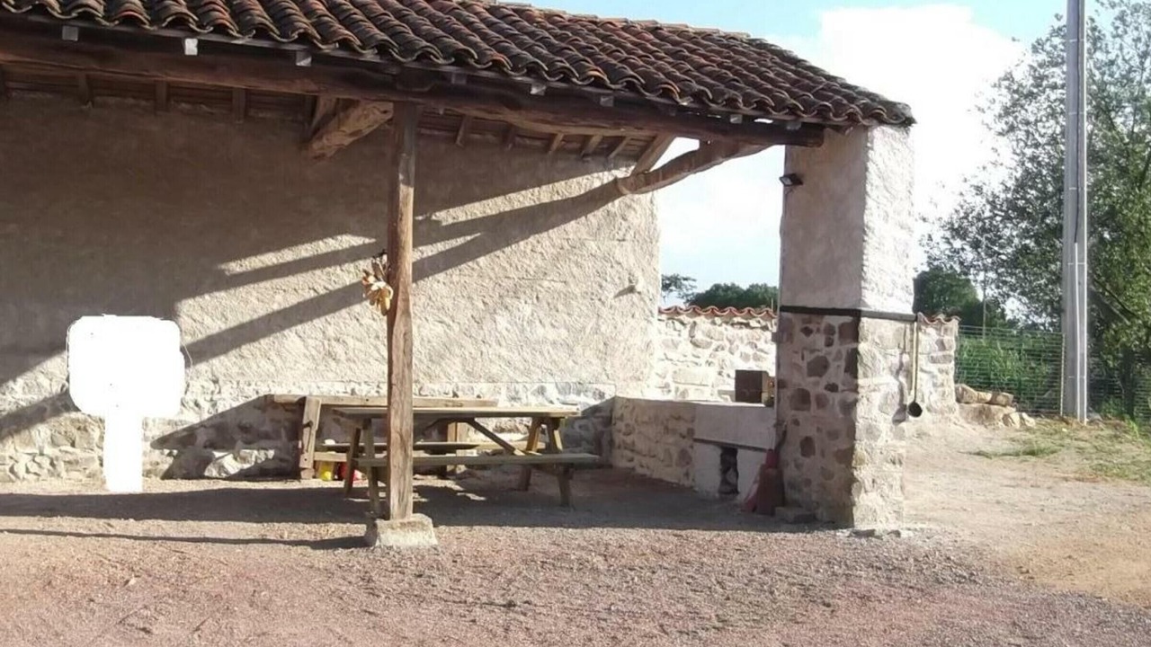 Photo of Outdoor in Saint-Georges-de-Baroille