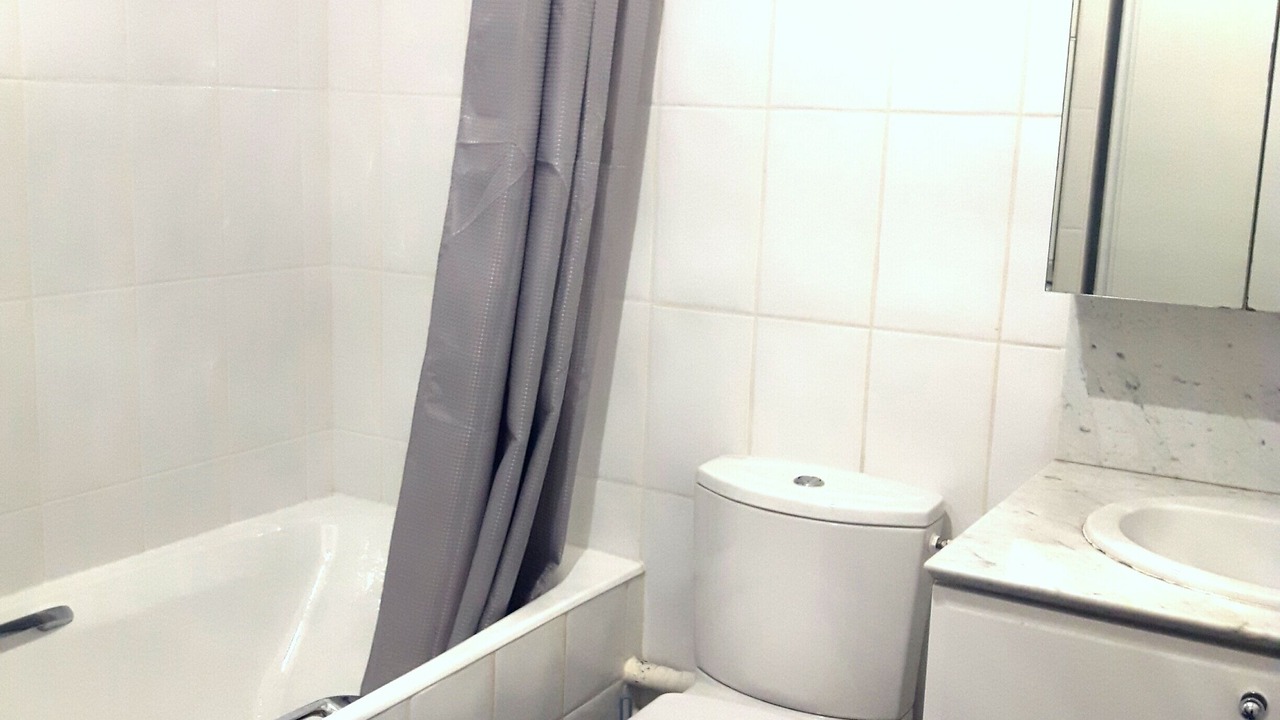 Photo of Bathroom in Parc-de-Montsouris