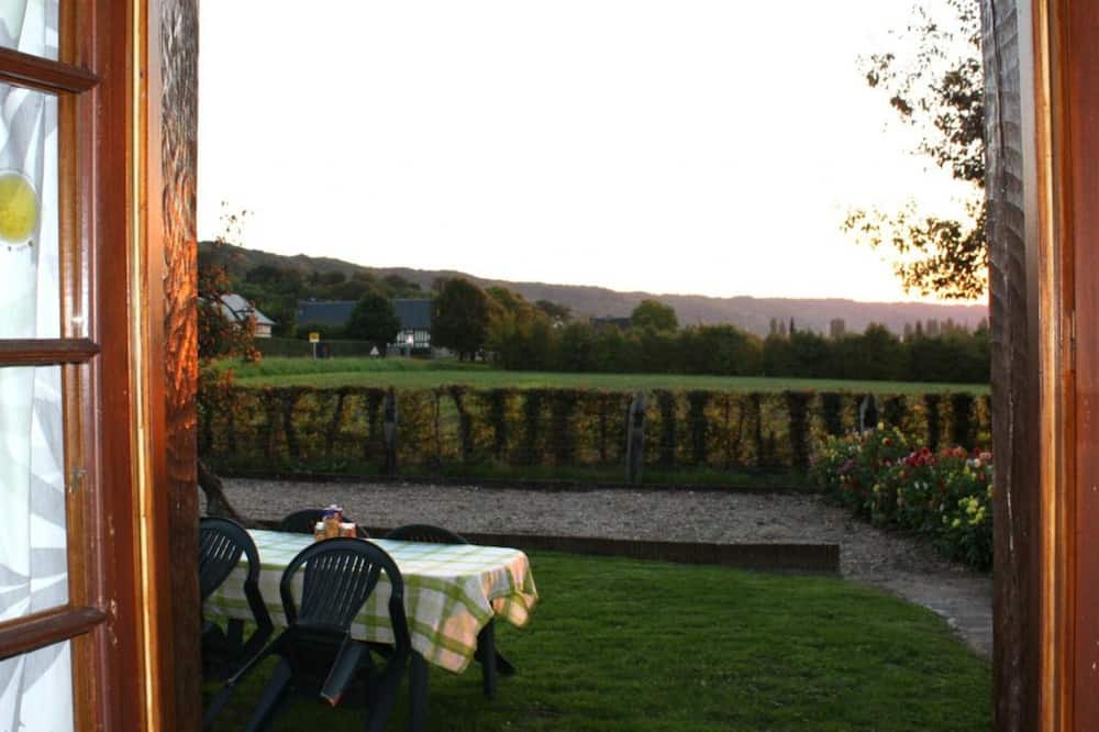 Photo of Patio Balcony in Yville-sur-Seine