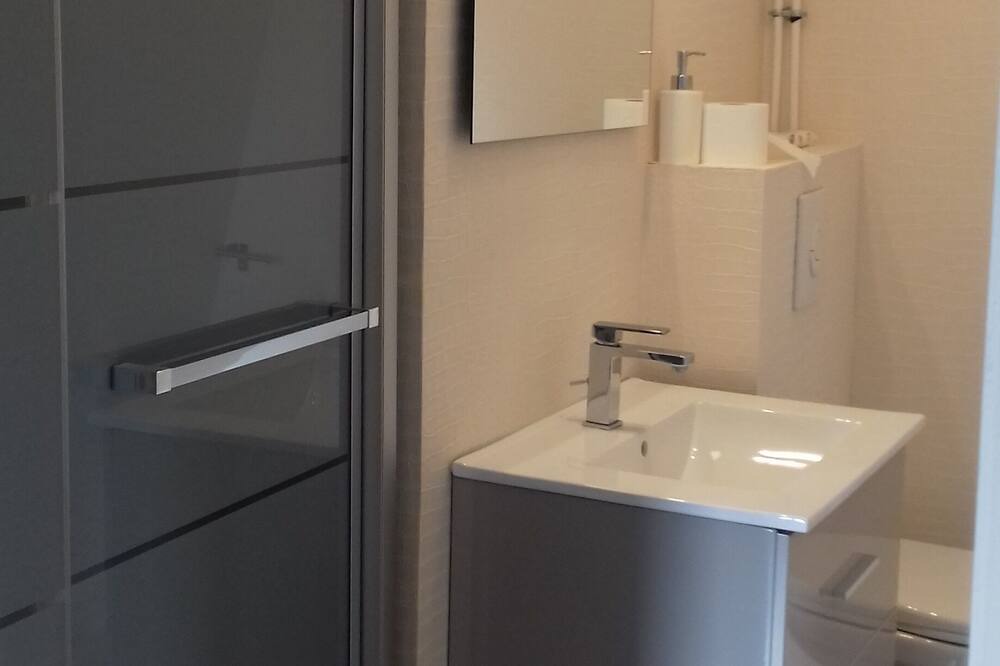 Photo of Bathroom in Gravelines