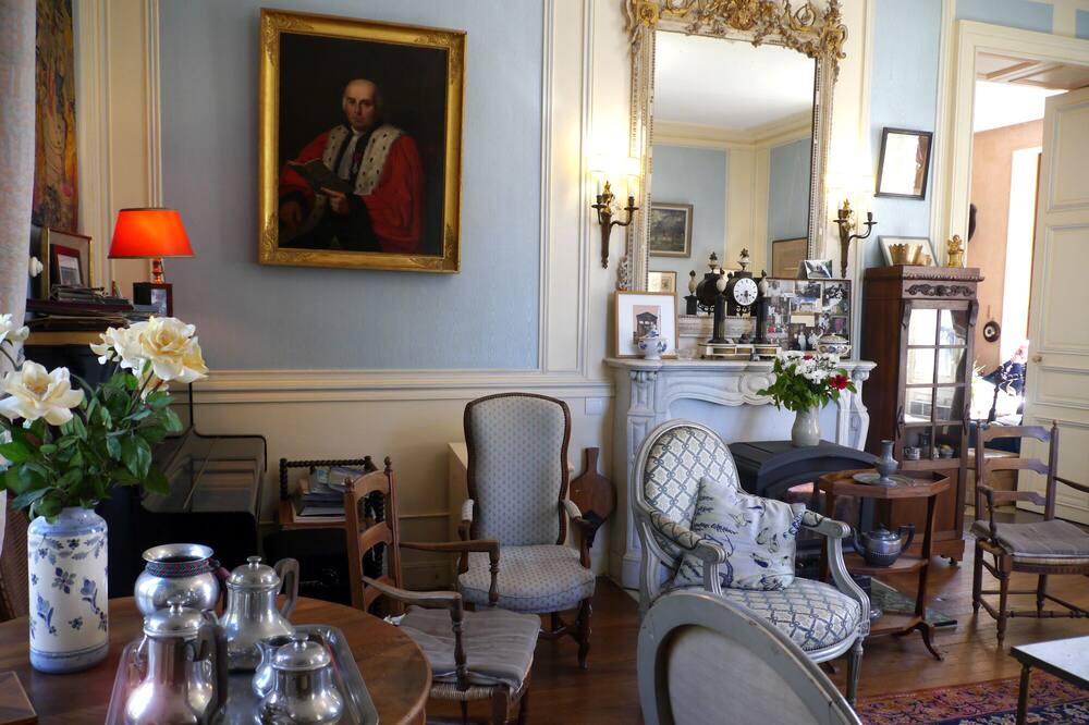 Photo of Livingroom in Belabre