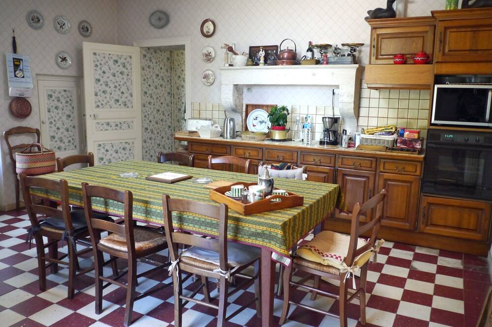 Photo of Kitchen in Belabre