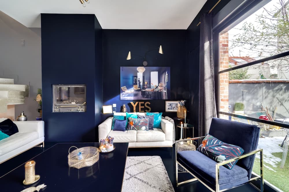 Photo of Bedroom in Colombes