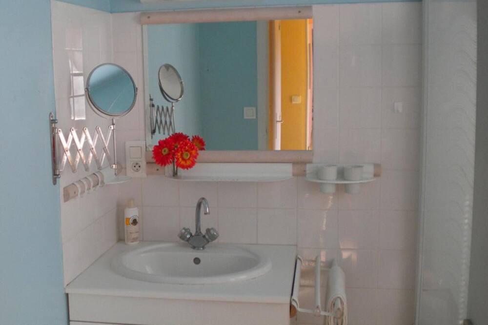 Photo of Bathroom in Mesnieres-en-Bray