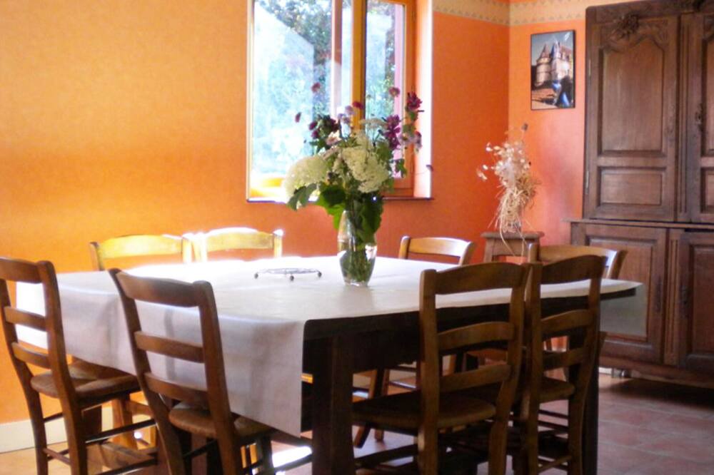 Photo of Kitchen in Mesnieres-en-Bray
