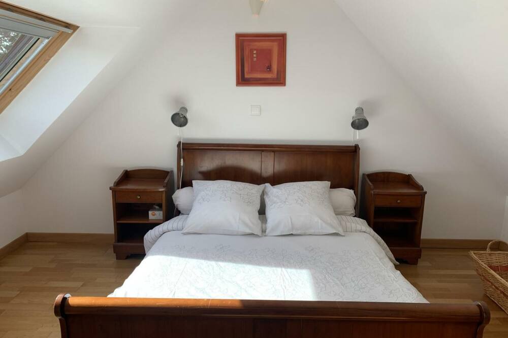 Photo of Bedroom in Angerville-la-Martel